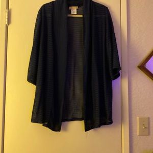 Sheer 3/4 arm length navy top